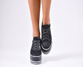 Дамски обувки на платформа черни
