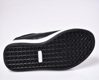 Мъжки спортни  обувки  черни