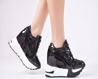 Дамски обувки на платформа еко кожа/лак черни