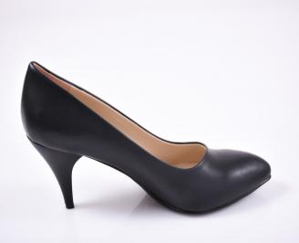 Дамски елеганти обувки Гигант  черни