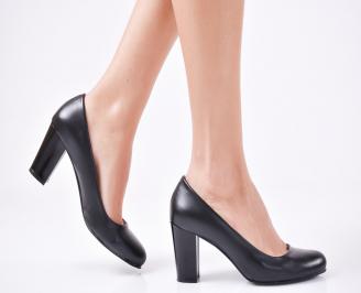 Дамски елегантни обувки гигант еко кожа черни