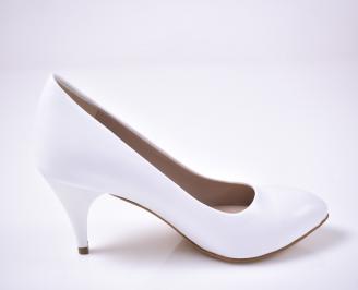 Дамски  обувки Гигант  бели 3