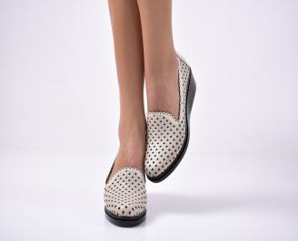 Дамски  ежедневни обувки естествена кожа бежови.