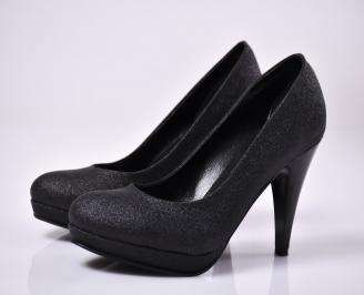 Дамски елегантни обувки гигант  черен.