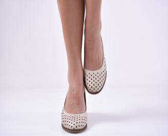 Дамски ежедневни обувки естествена кожа бежови.