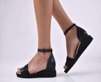 Дамски равни сандали естествена кожа черни.