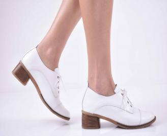 Дамски ежедневни обувки естествена кожа  стабилен ток бели EOBUVKIBG
