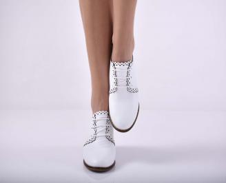 Дамски ежедневни обувки произведени България естествена кожа бели EOBUVKIBG