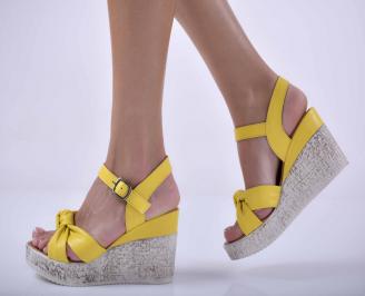 Дамски сандали на платформа естествена кожа жълти EOBUVKIBG