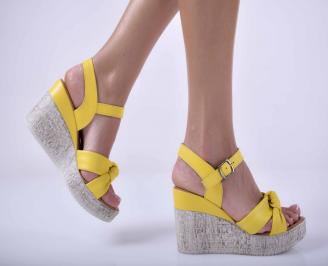 Дамски сандали на платформа естествена кожа жълти EOBUVKIBG