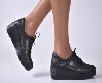 Дамски  обувки на платформа естествена кожа черни