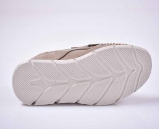 Мъжки обувки естествен набук бежови
