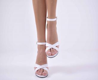 Дамски елегантни сандали бели   EOBUVKIBG