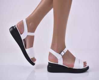 Дамски равни сандали естествена кожа бели EOBUVKIBG