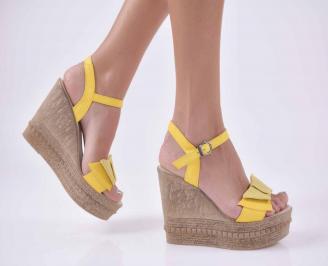 Дамски сандали на платформа естественна кожа жълти EOBUVKIBG
