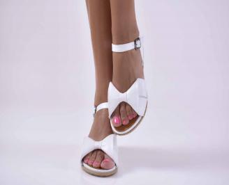 Дамски равни сандали естествена кожа   с ортопедична стелка бели EOBUVKIBG