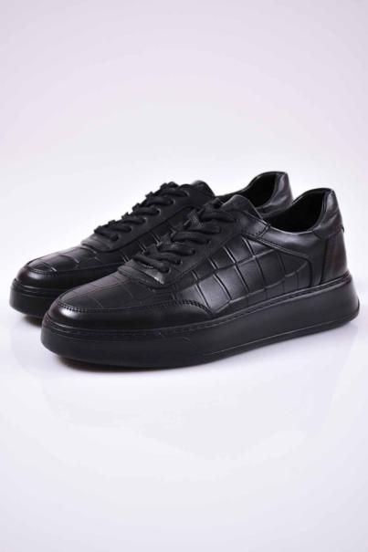 Мъжки спортни  обувки естествена кожа черни EOBUVKIBG