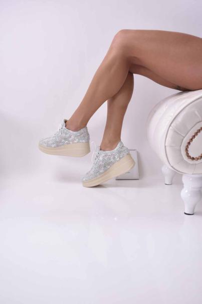 Дамски обувки на платформа естествена кожа с ортопедична стелка бели EOBUVKIBG