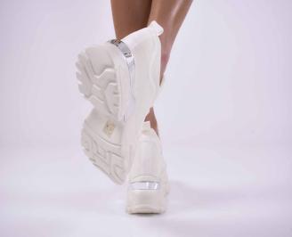 Дамски обувки на платформа бежови EOBUVKIBG 3