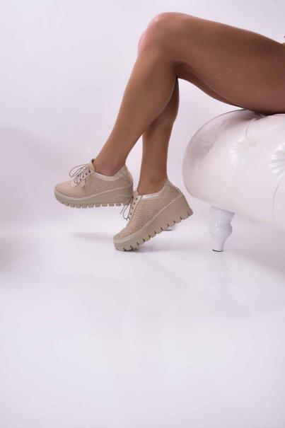 Дамски обувки на платформа  естествена кожа  с ортопедична стелка  бежови  EOBUVKIBG