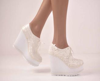 Дамски обувки на платформа  бели EOBUVKIBG