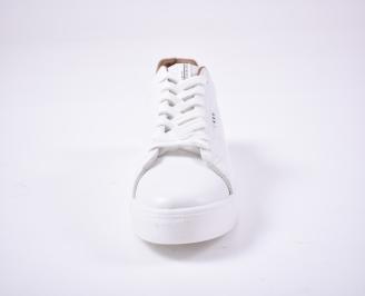 Мъжки спортни обувки бели