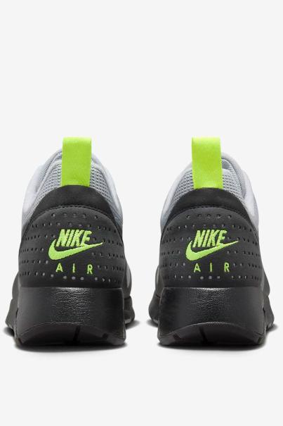 NIKE Air Max Tavas Grey