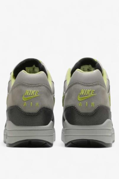 NIKE x Huf Air Max 1 Shoes Grey