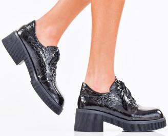 Дамски лоуфъри черни EOBUVKIBG