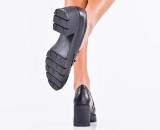 Дамски лоуфъри черни EOBUVKIBG