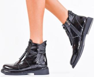 Дамски боти естествен лак черни EOBUVKIBG