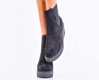 Дамски боти на платформа черни EOBUVKIBG