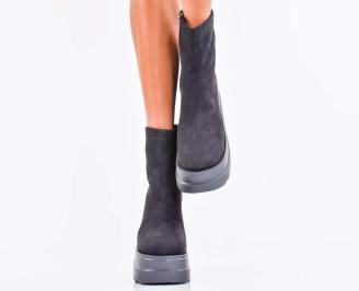 Дамски боти на платформа черни EOBUVKIBG