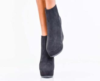 Дамски боти на платформа черни EOBUVKIBG