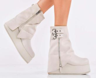 Дамски боти на платформа бежови EOBUVKIBG