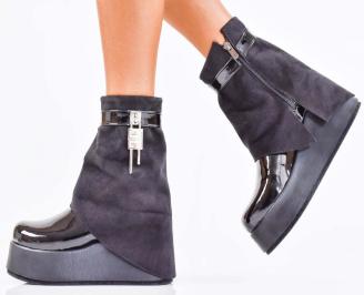 Дамски боти на платформа черни EOBUVKIBG