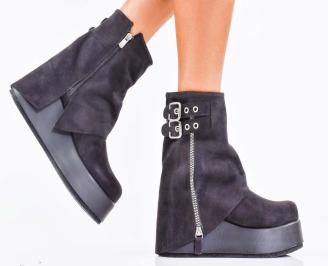 Дамски боти на платформа черни EOBUVKIBG