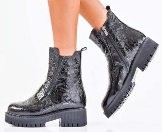 Дамски боти естествен лак черни EOBUVKIBG