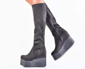 Дамски ботуши на платформа черни EOBUVKIBG