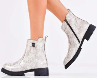 Дамски боти естествен лак бежови EOBUVKIBG