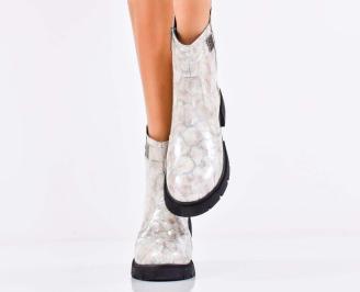 Дамски боти естествен лак бежови EOBUVKIBG