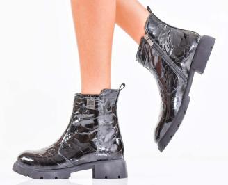 Дамски боти естествен лак черни EOBUVKIBG