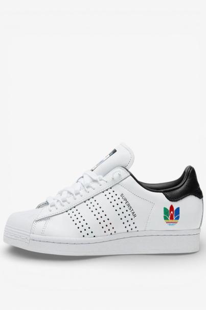ADIDAS Originals Unisex Trefoil Logo Superstar Shoes White