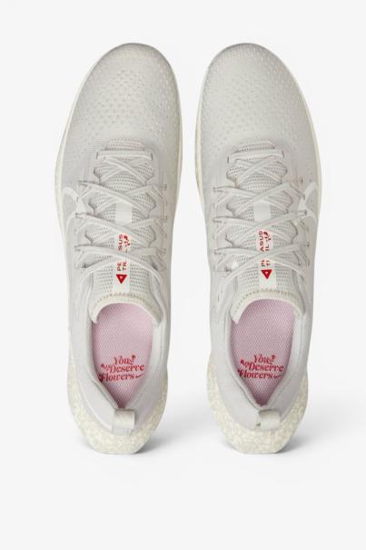 NIKE React Pegasus Trail 4 Give Her Flowers White/Gray