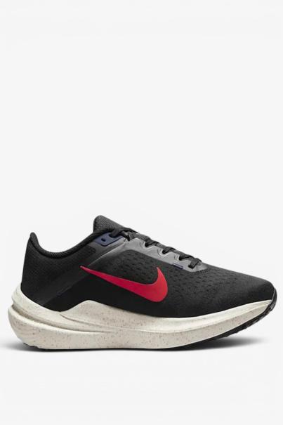 NIKE Air Winflo 10 Black/White