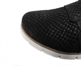 Дамски равни обувки естествена кожа черни