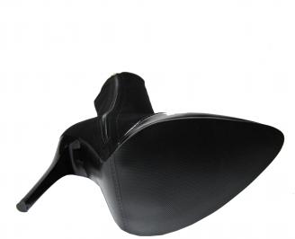 Дамски елегантни ботуши набук черни