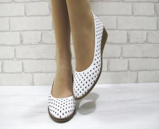 Дамски обувки естествена кожа бели