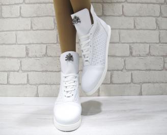 Дамски обувки бели естествена кожа