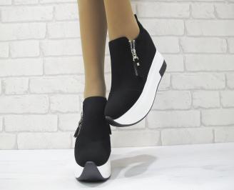 Дамски обувки  на платформа еко велур черни
